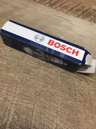 Bosch Double Platinum 8165 Spark Plug (6922755408055)